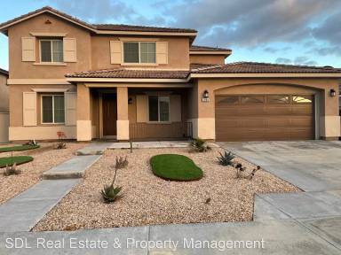 Main picture of 2069 Trinket Cir