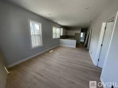 Main picture of 126 Cross St
