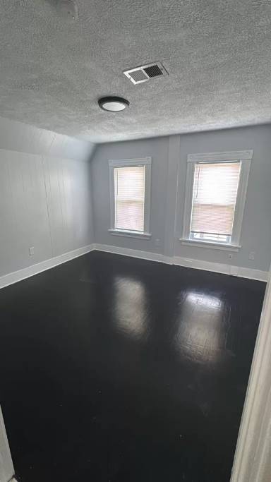 Main picture of 168 Grafton St