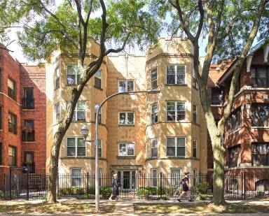 Main picture of 7634 N Greenview Ave