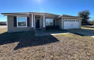Main picture of 9296 Canary Ivy Ln