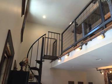 Main picture of 607 Middle St