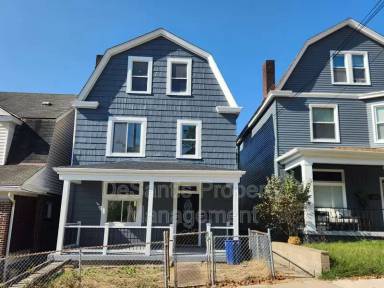 Main picture of 143 Clairtonica St