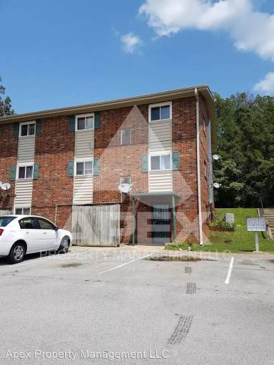 Main picture of 500 Lakeside St