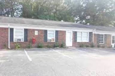 Main picture of 2611 Crescent Ln