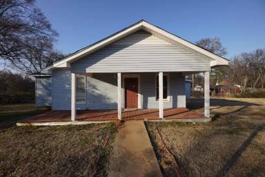 Main picture of 606 W Tunstall St