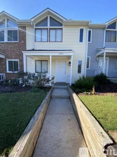 Main picture of 5932 Shady Grove Cir