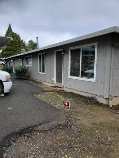 Main picture of 14655 SW 76th Ave