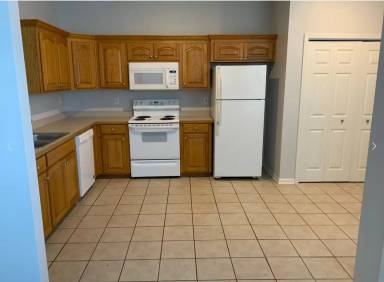 Main picture of 115 Bradley Ct