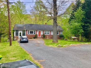 Main picture of 280 Windfield Cir