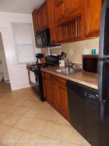 Main picture of 3222 Ellerslie Ave