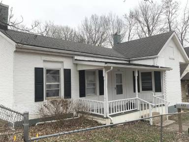 Main picture of 222 N Mulberry St