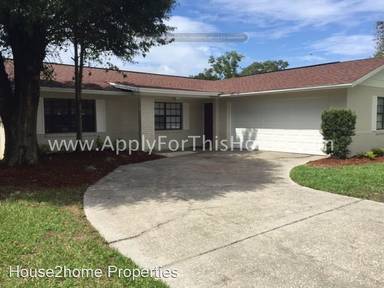 Main picture of 827 Pebblewood Dr