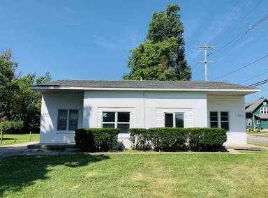 Main picture of 265 Stoddard Ave