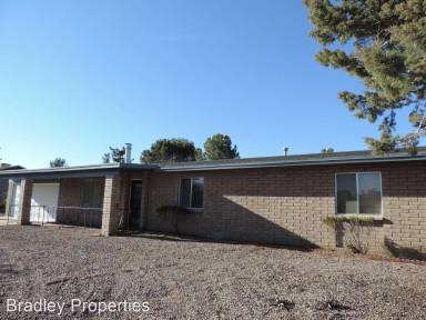 Main picture of 2131 E Foothills Dr