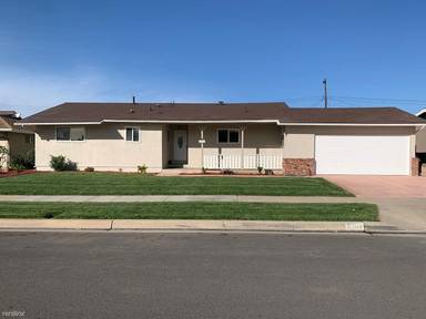 Main picture of 2303 E Parkside Ave