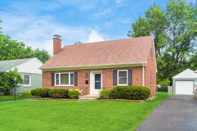 Main picture of 322 E Weisheimer Rd