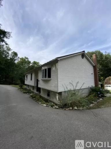 Main picture of 41 York Woods Rd