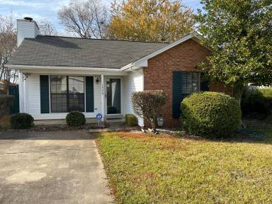 Main picture of 1536 Westminster Dr