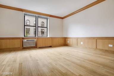 Main picture of 151 W 16th St