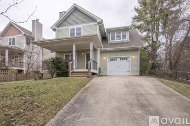 Main picture of 106 Walnut St