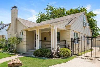 Main picture of 4536 Capitol Ave