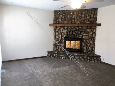 Main picture of 2109 Townsend Ave
