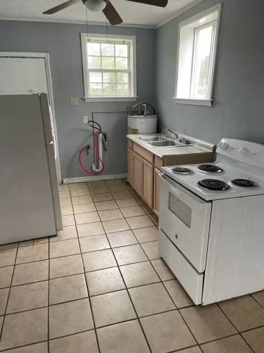 Main picture of 949 Woods St