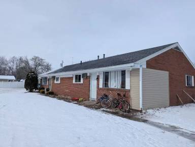 Main picture of 875 Daggett Dr