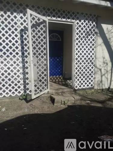 Main picture of 439 Laval Rd