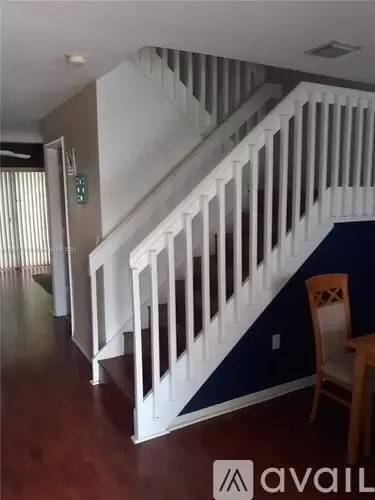Main picture of 118 Hidden Court Rd