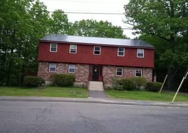 Main picture of 122 Pleasant St