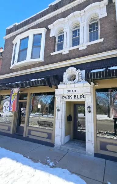 Main picture of 3010 S Grand Blvd
