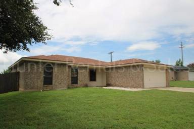 Main picture of 1209 Katelyn Cir