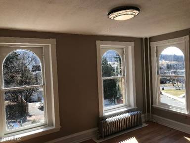 Main picture of 1315 Good St