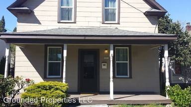 Main picture of 5931 SE Holgate Blvd
