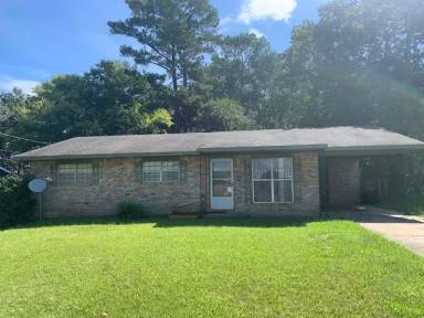 Main picture of 6100 Westbrook Dr