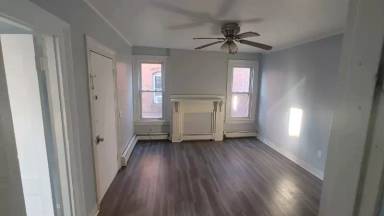 Main picture of 120 Babcock St