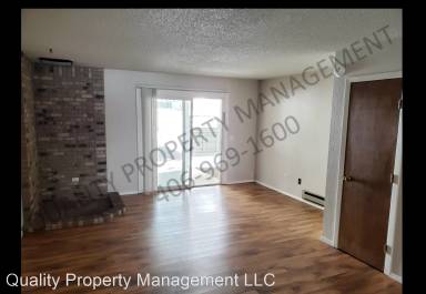 Main picture of 2058 Clubhouse Way