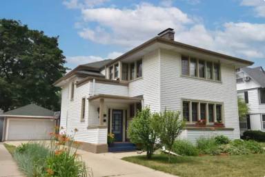 Main picture of 1639 N 69th St
