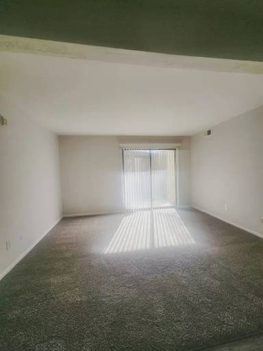 Main picture of 360 S Rosenberger Ave