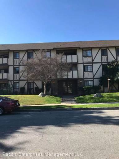 Main picture of 425 S Stoneman Ave