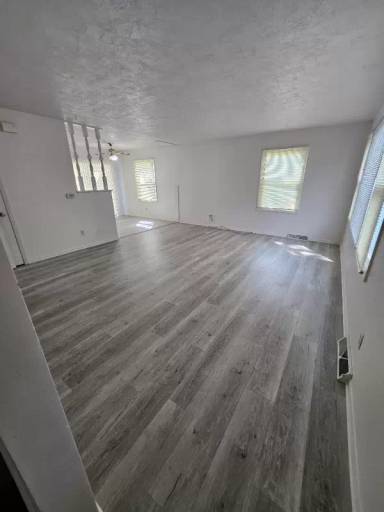 Main picture of 406 30th Ave