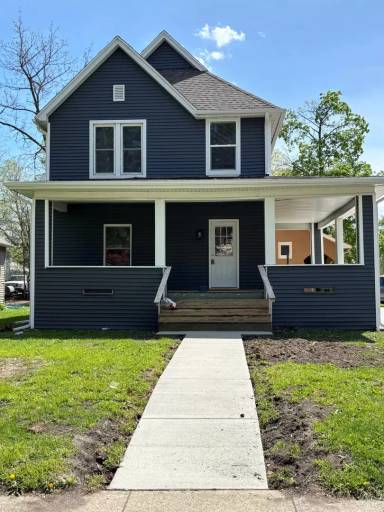 Main picture of 713 W Illinois St