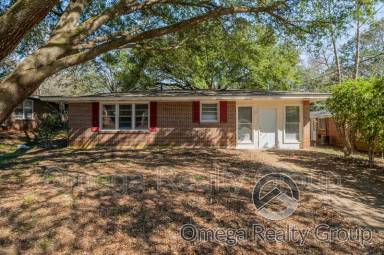 Main picture of 64 Salem Dr