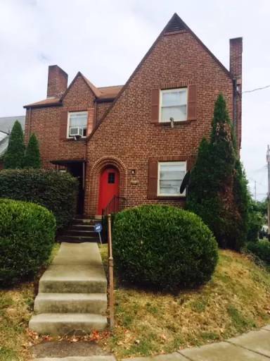 Main picture of 804 Kanawha Blvd W