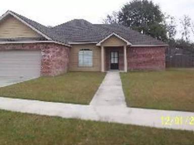 Main picture of 109 Chevalier Blvd