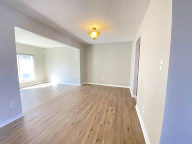 Main picture of 5363 Leicester Ct