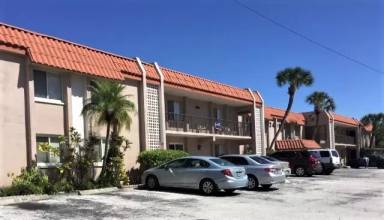 Main picture of 2430 Harn Blvd