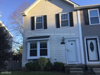 Main picture of 19 Grandee Ct